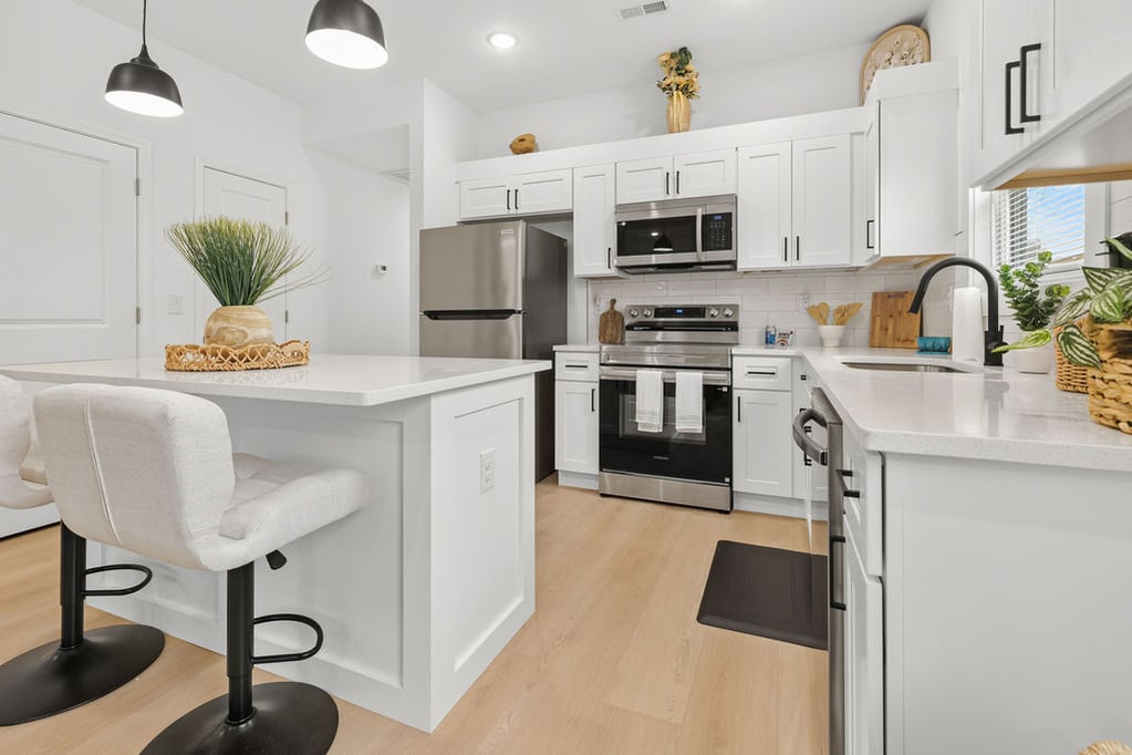 KITCHEN-1