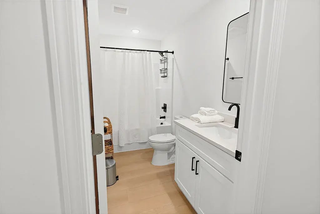 WASH ROOM
